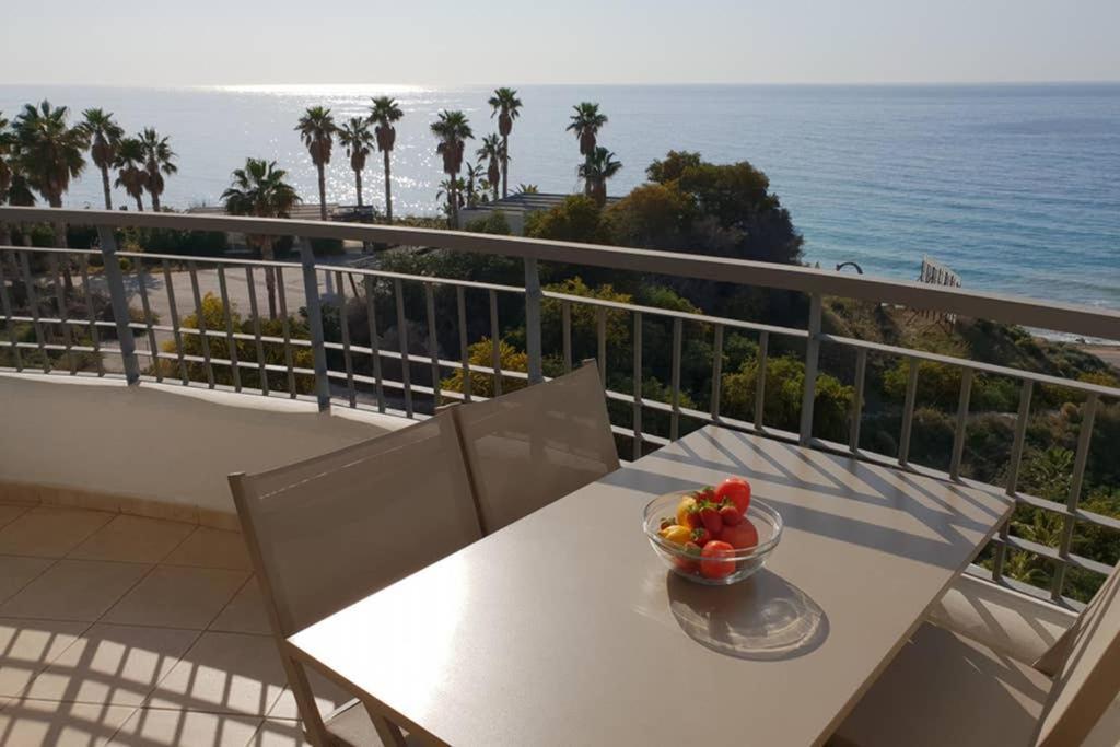El Santuario Apartment Torrox Bagian luar foto